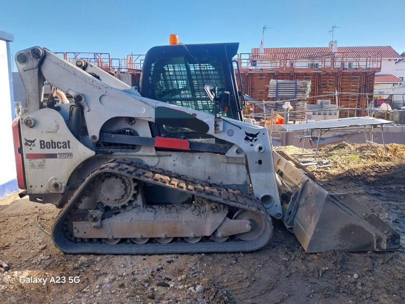 BOBCAT T870 - Chargeuse compacte sur chenilles: photos 4 BOBCAT T870 - Chargeuse compacte sur chenilles: photos 4