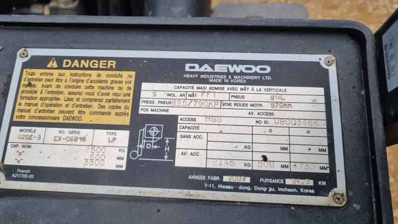 Chariot élévateur diesel Komatsu FD25T: photos 6