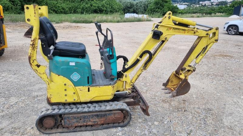 Yanmar SV08 - Mini pelle: photos 1 Yanmar SV08 - Mini pelle: photos 1