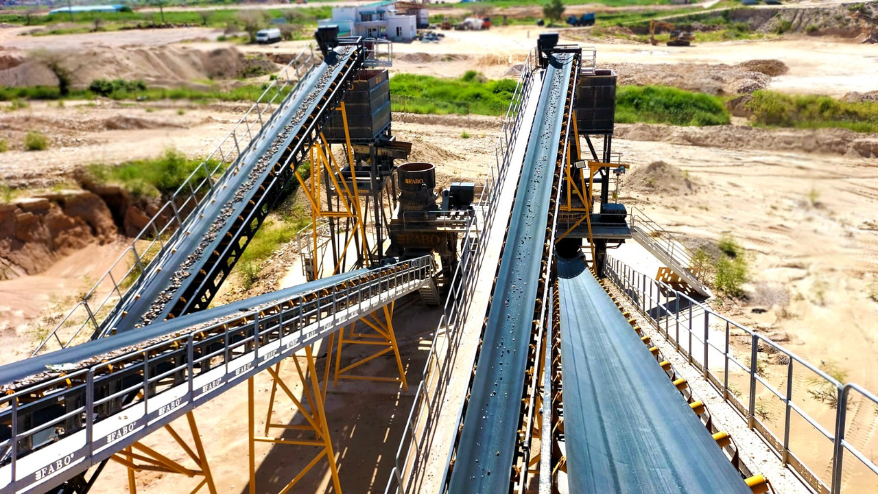 FABO Conveyor belt - Bande transporteuse: photos 2 FABO Conveyor belt - Bande transporteuse: photos 2