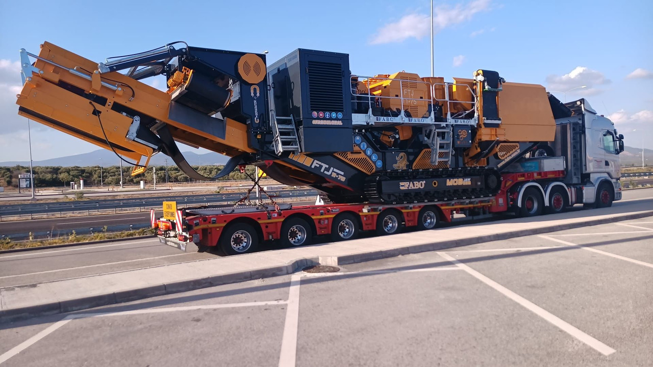 FABO Mobile crusher - Concasseur mobile: photos 1 FABO Mobile crusher - Concasseur mobile: photos 1