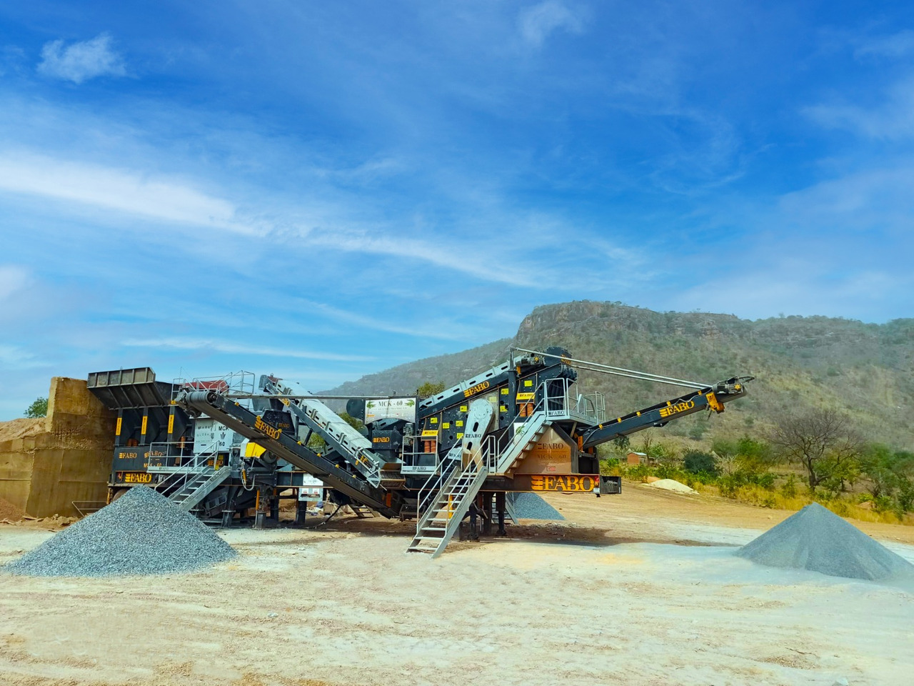 FABO Mobile crusher - Concasseur mobile: photos 2 FABO Mobile crusher - Concasseur mobile: photos 2