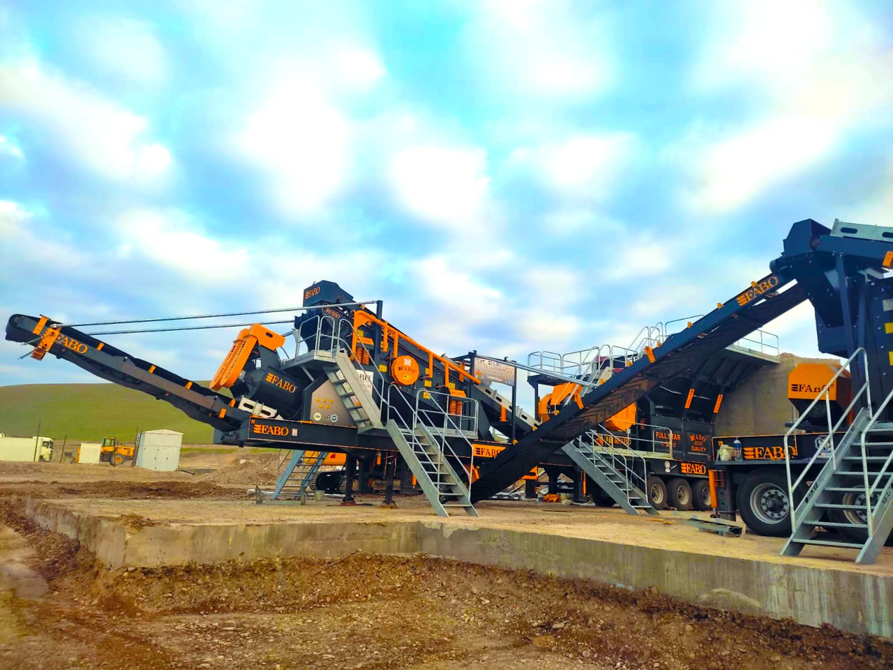 FABO Mobile crusher - Concasseur mobile: photos 3 FABO Mobile crusher - Concasseur mobile: photos 3