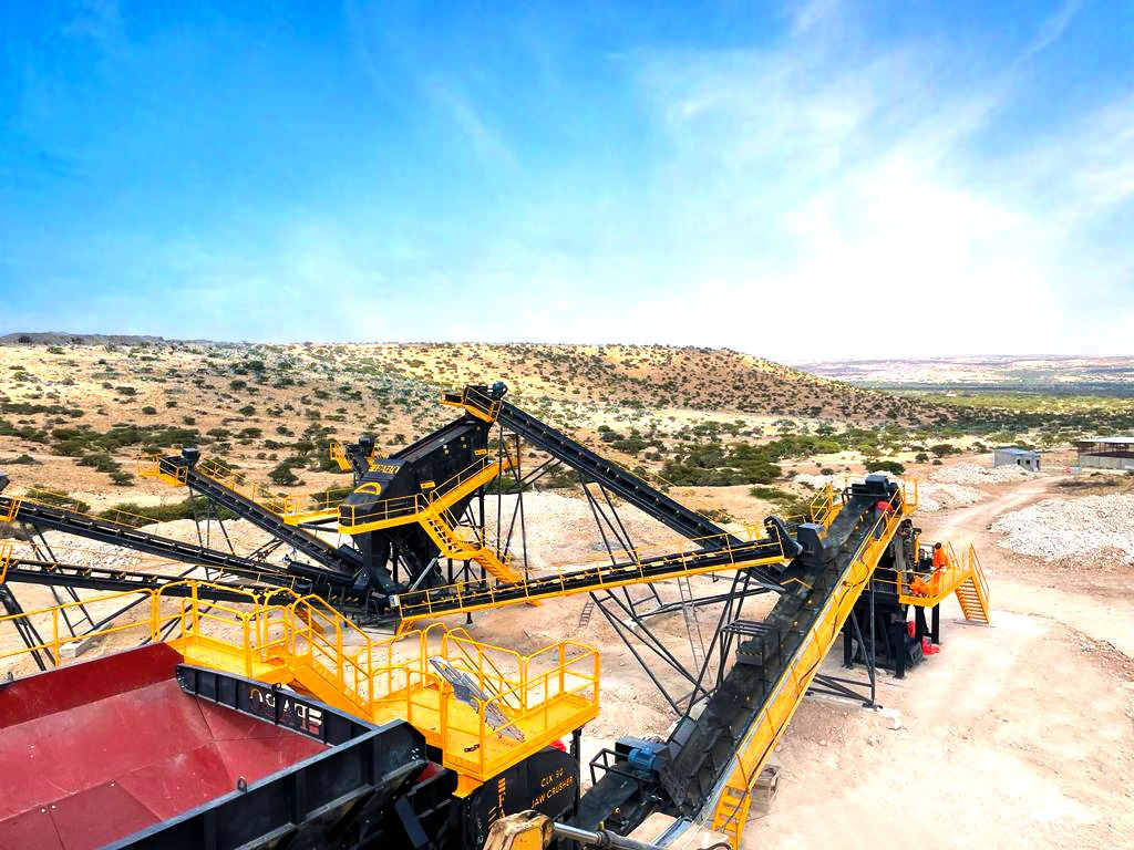 FABO crusher-stone crusher - Concasseur: photos 3 FABO crusher-stone crusher - Concasseur: photos 3