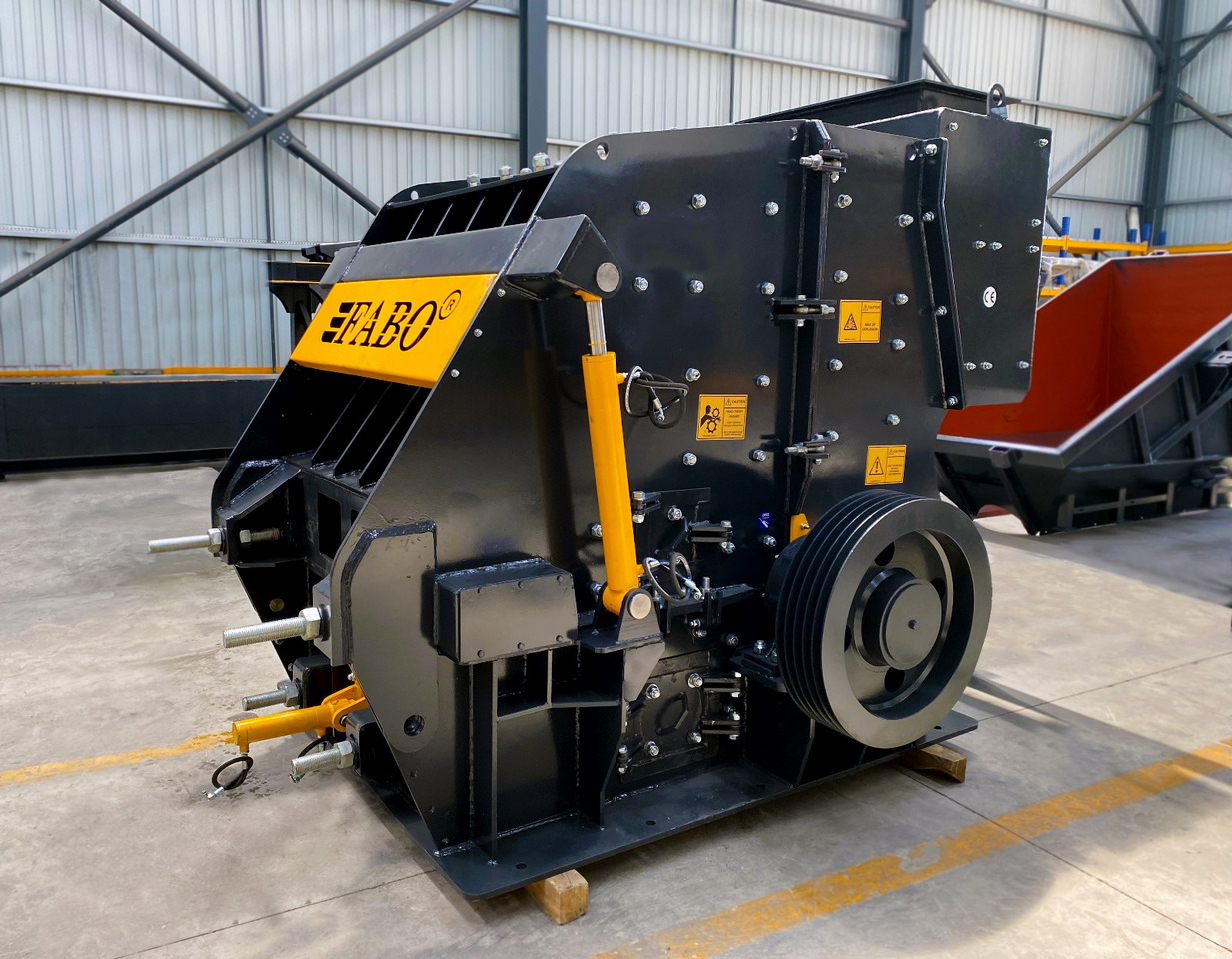 FABO impact crusher - Concasseur à percussion: photos 5 FABO impact crusher - Concasseur à percussion: photos 5