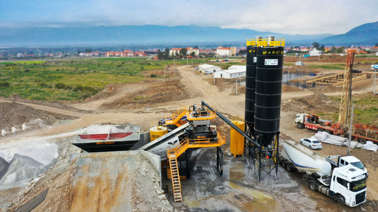 FABO mobile concrete batching plant - Centrale à béton: photos 5 FABO mobile concrete batching plant - Centrale à béton: photos 5