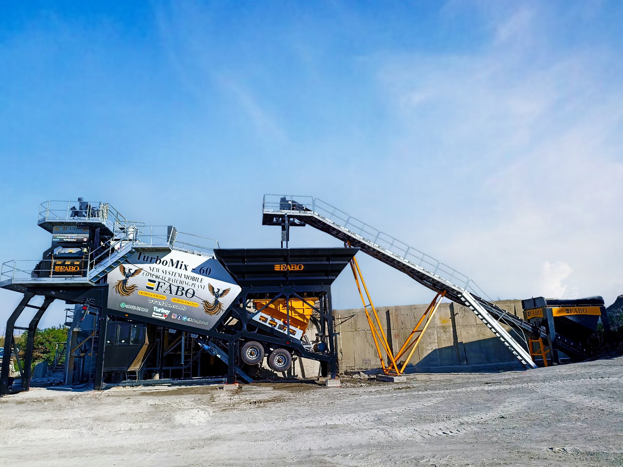 FABO mobile concrete batching plant - Centrale à béton: photos 2 FABO mobile concrete batching plant - Centrale à béton: photos 2