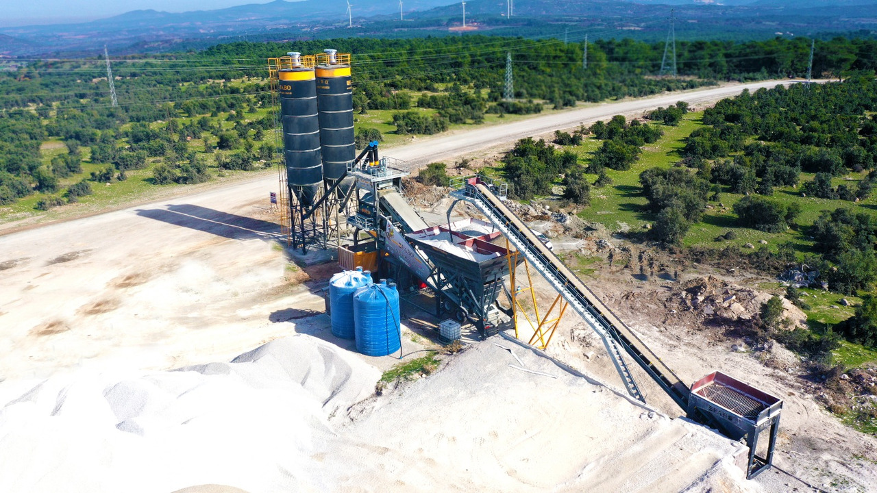 FABO mobile concrete batching plant - Centrale à béton: photos 2 FABO mobile concrete batching plant - Centrale à béton: photos 2