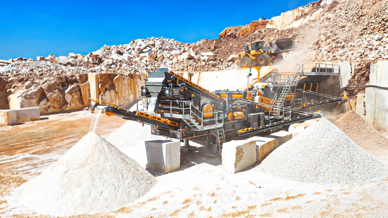 FABO mobile impact crusher - Concasseur à percussion: photos 4 FABO mobile impact crusher - Concasseur à percussion: photos 4