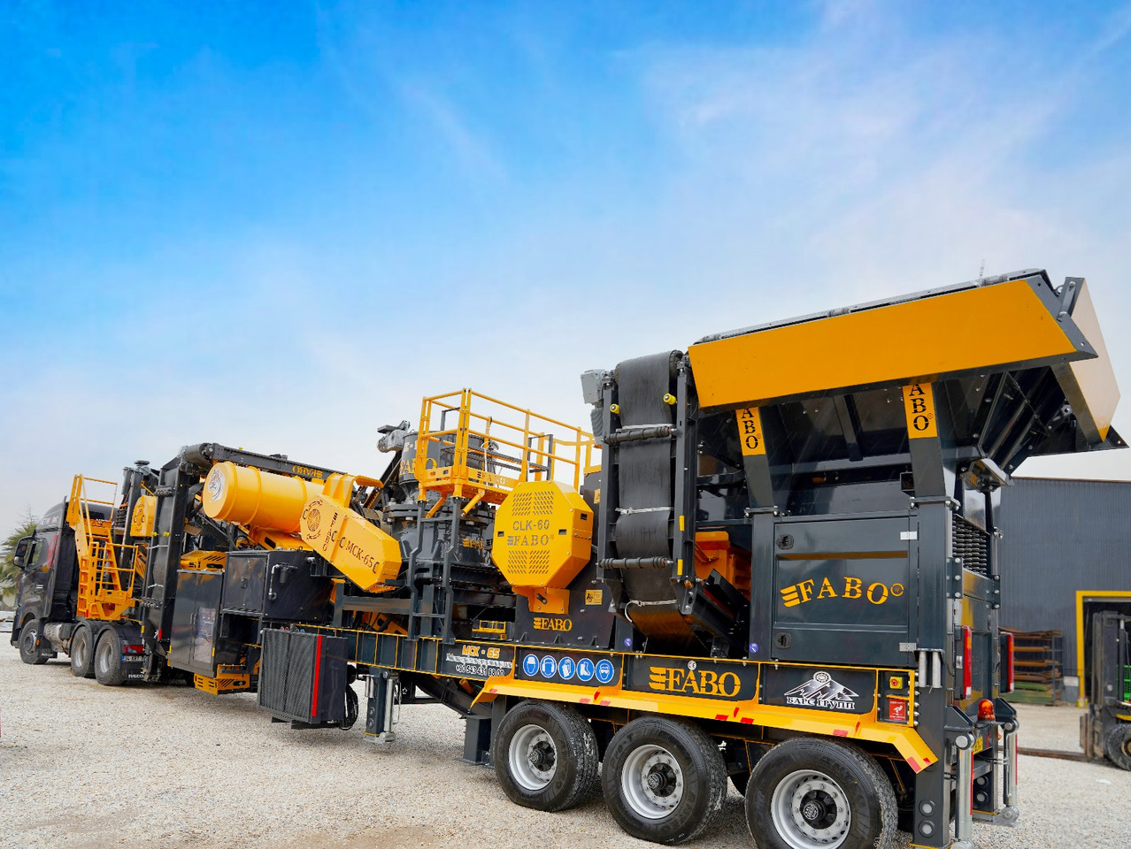 FABO mobile jaw crusher - Concasseur à mâchoires: photos 5 FABO mobile jaw crusher - Concasseur à mâchoires: photos 5