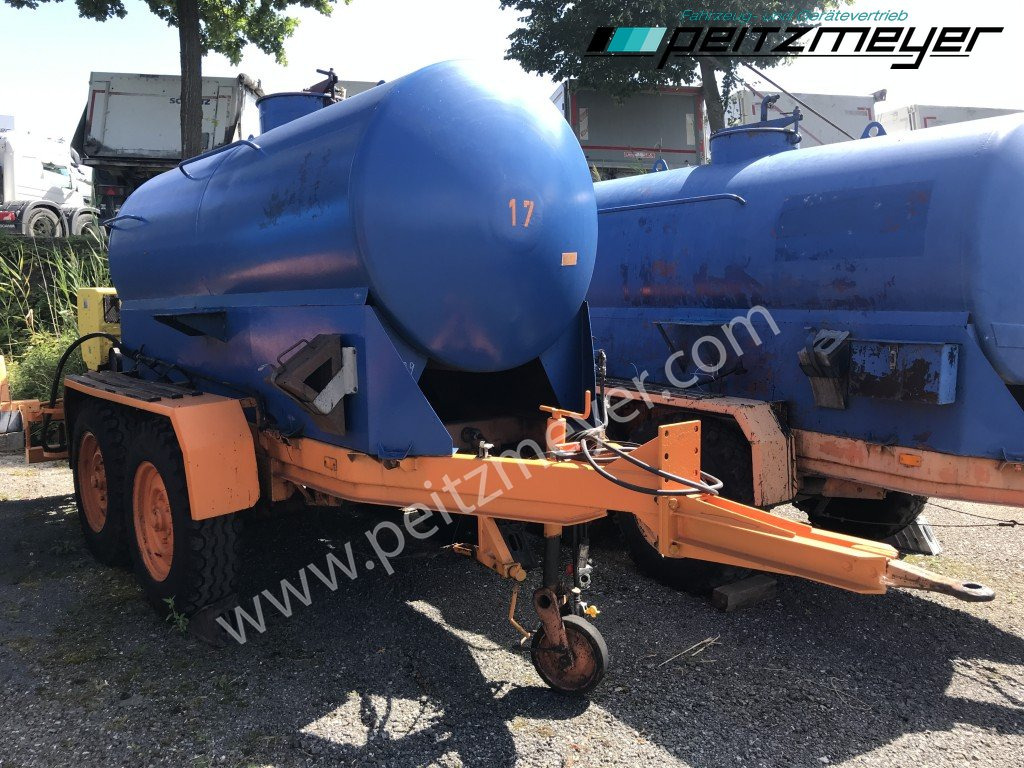 BATHE TANDEMANHÄNGER Bitum / Teerkocher 3,5 m³ Hatz DIesel 1 D 81 C - Répandeuse: photos 2 BATHE TANDEMANHÄNGER Bitum / Teerkocher 3,5 m³ Hatz DIesel 1 D 81 C - Répandeuse: photos 2