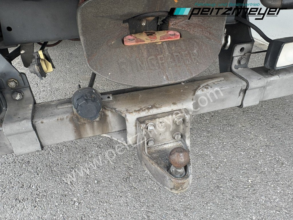 Camion fourgon MERCEDES-BENZ Atego 823 L Geflügelpritsche L - Fahrerhaus, Klima, 2 x AHK: photos 32 Camion fourgon MERCEDES-BENZ Atego 823 L Geflügelpritsche L - Fahrerhaus, Klima, 2 x AHK: photos 32