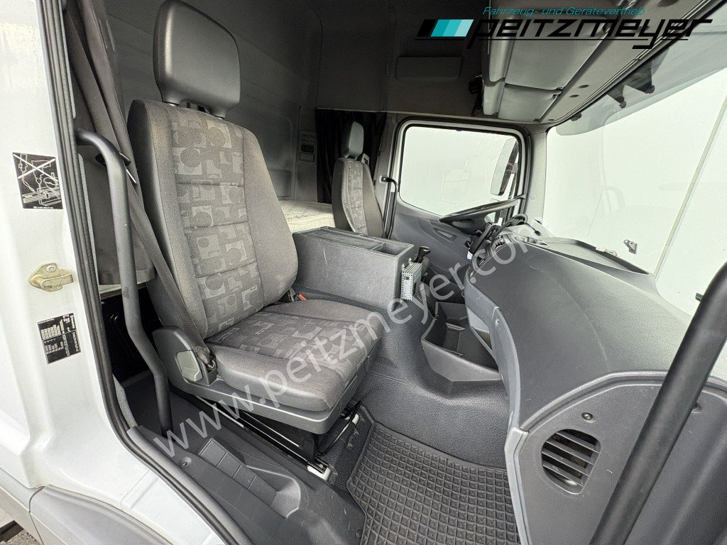 Camion fourgon MERCEDES-BENZ Atego 823 L Geflügelpritsche L - Fahrerhaus, Klima, 2 x AHK: photos 38 Camion fourgon MERCEDES-BENZ Atego 823 L Geflügelpritsche L - Fahrerhaus, Klima, 2 x AHK: photos 38