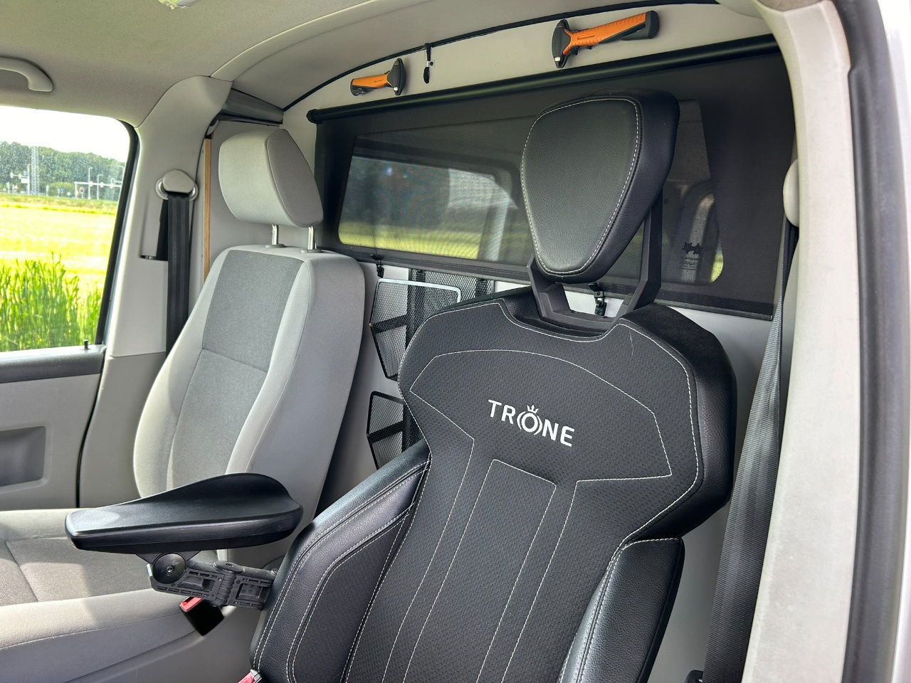 Volkswagen Transporter 2.0 TDI Bleumotion Technology L1 H1 114 PK apk 14-12-2026 Airco - Fourgonnette: photos 5 Volkswagen Transporter 2.0 TDI Bleumotion Technology L1 H1 114 PK apk 14-12-2026 Airco - Fourgonnette: photos 5