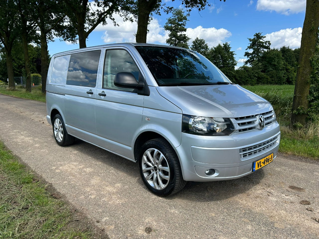 Volkswagen Transporter 2.0 TDI Bleumotion Technology L1 H1 114 PK apk 14-12-2026 Airco - Fourgonnette: photos 1 Volkswagen Transporter 2.0 TDI Bleumotion Technology L1 H1 114 PK apk 14-12-2026 Airco - Fourgonnette: photos 1
