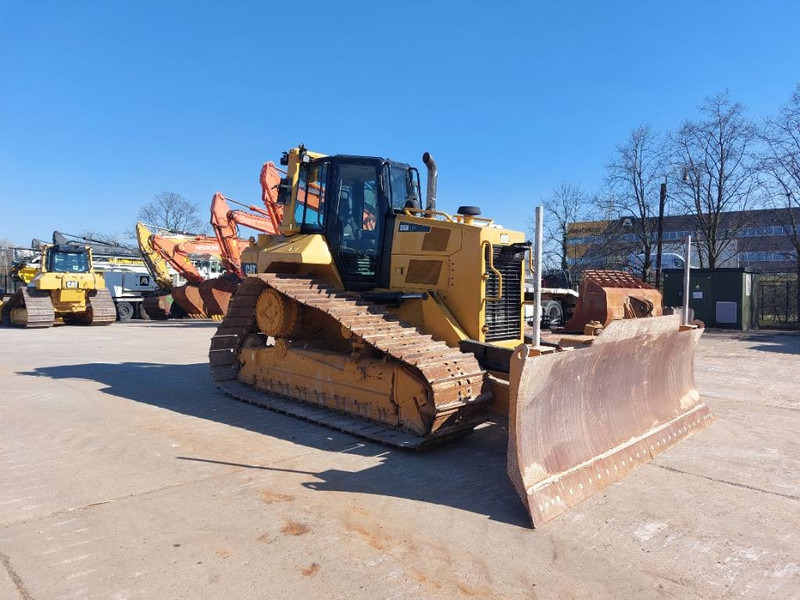 Cat D 6 N LGP (Ripper valve + GPS preparation) - Bulldozer: photos 4 Cat D 6 N LGP (Ripper valve + GPS preparation) - Bulldozer: photos 4