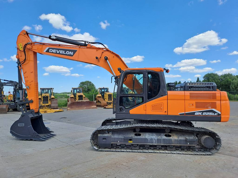 Develon DX225LC-7M - Pelle sur chenille: photos 1 Develon DX225LC-7M - Pelle sur chenille: photos 1