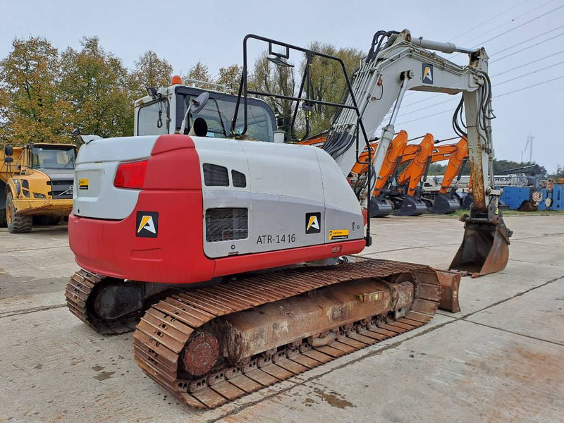 Takeuchi TB2150 - Pelle sur chenille: photos 4 Takeuchi TB2150 - Pelle sur chenille: photos 4