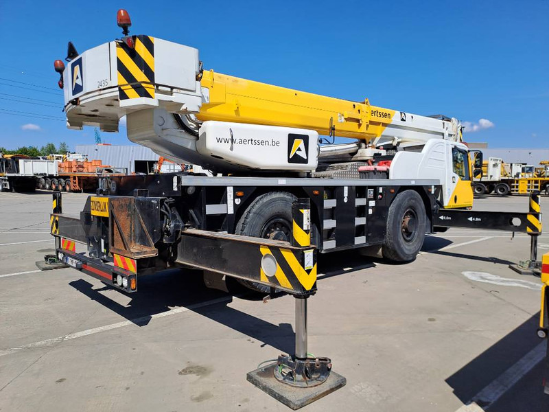 Terex Demag AC40/2L - Grue tout-terrain: photos 5 Terex Demag AC40/2L - Grue tout-terrain: photos 5