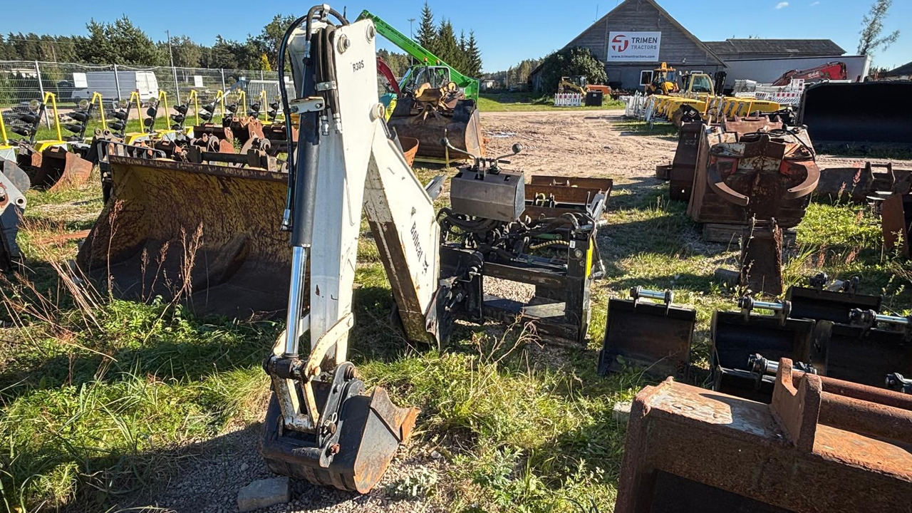 BOBCAT R30S Backhoe Attachment, excavation arm. - Mini chargeuse: photos 1 BOBCAT R30S Backhoe Attachment, excavation arm. - Mini chargeuse: photos 1