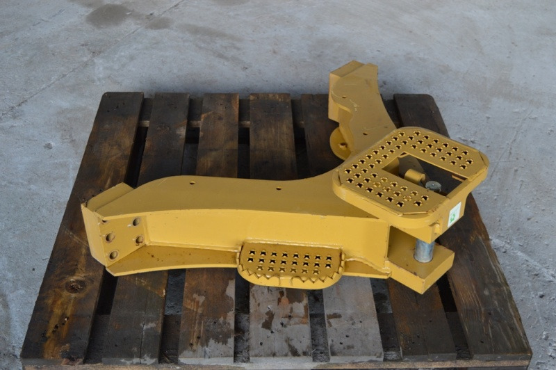 CATERPILLAR D5N Tow hook - Treuil pour Bulldozer: photos 1 CATERPILLAR D5N Tow hook - Treuil pour Bulldozer: photos 1