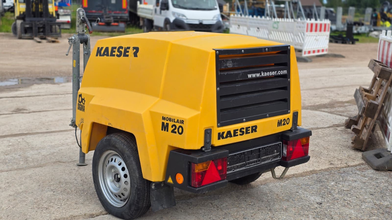 KAESER M20 PE - Compresseur d'air: photos 2 KAESER M20 PE - Compresseur d'air: photos 2