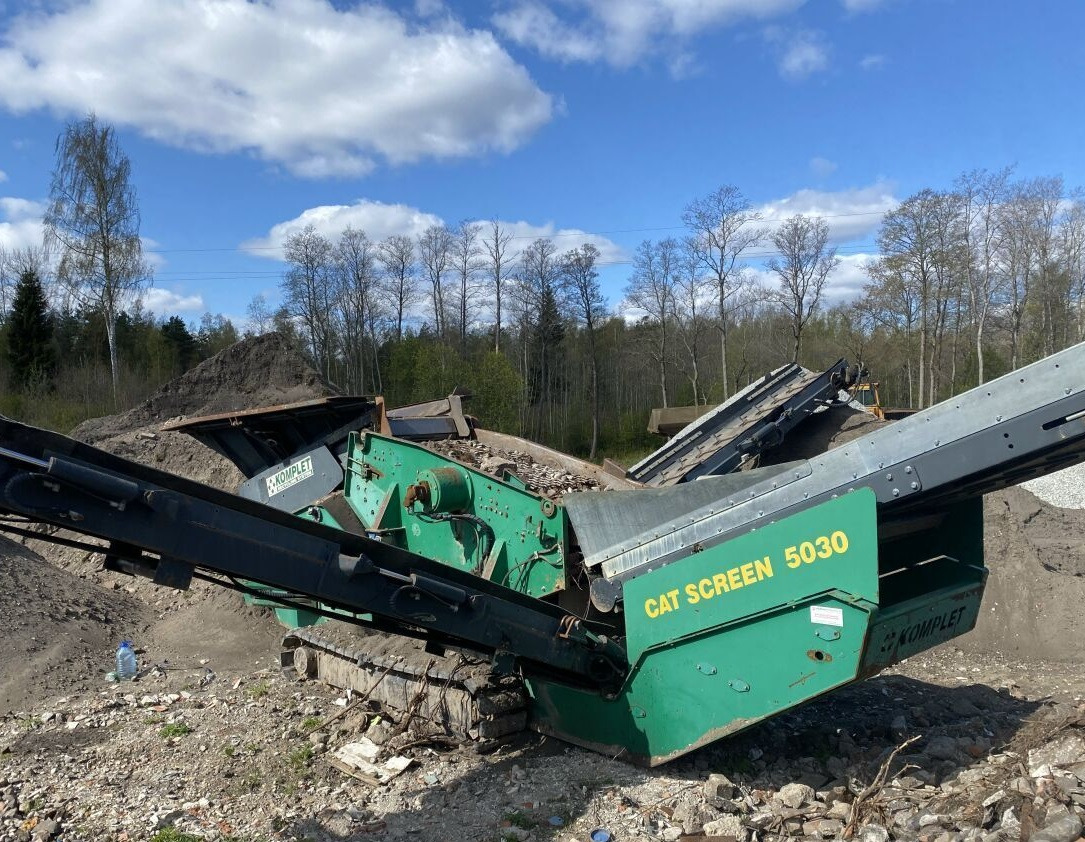 Komplet CAT 5030 Screener - Crible: photos 2 Komplet CAT 5030 Screener - Crible: photos 2