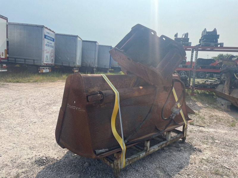 WINKELBAUER MASCHINENBAU 2000mm - Godet pour Pelle: photos 4 WINKELBAUER MASCHINENBAU 2000mm - Godet pour Pelle: photos 4