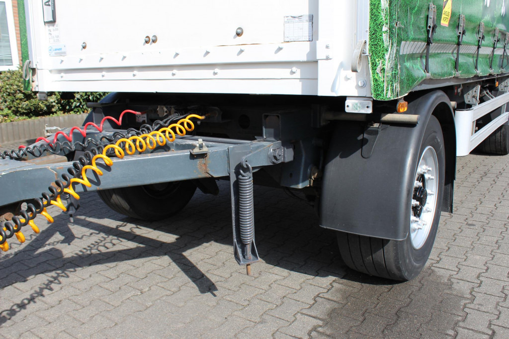 Lecitrailer Drehkranz 3-Achser Liftachse Stapler - Remorque rideaux coulissants: photos 2 Lecitrailer Drehkranz 3-Achser Liftachse Stapler - Remorque rideaux coulissants: photos 2