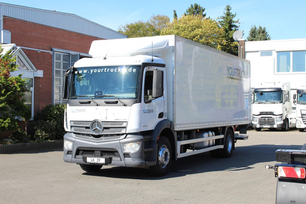 Mercedes-Benz Antos 1830 E6 Koffer 7,7m LBW Rolltor - Camion fourgon: photos 1 Mercedes-Benz Antos 1830 E6 Koffer 7,7m LBW Rolltor - Camion fourgon: photos 1