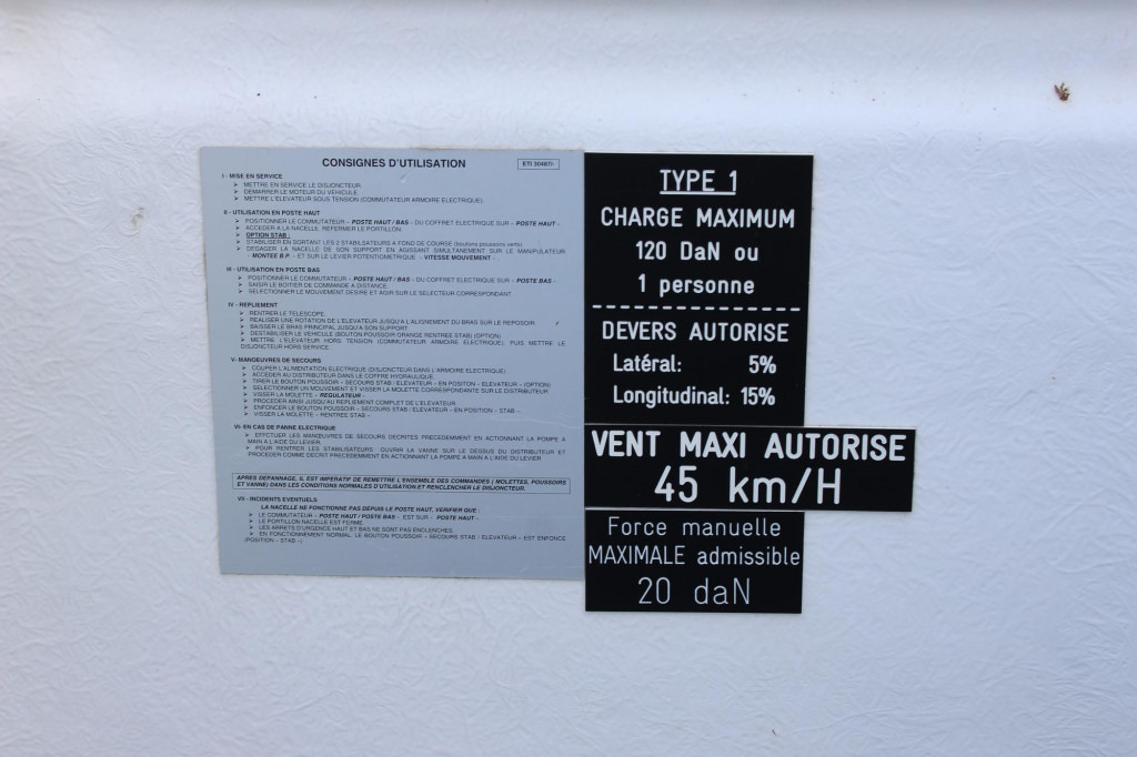 Renault Master Comilev 100TF1 10m Klima nur 167h HU-UVV - Camion avec nacelle: photos 2 Renault Master Comilev 100TF1 10m Klima nur 167h HU-UVV - Camion avec nacelle: photos 2