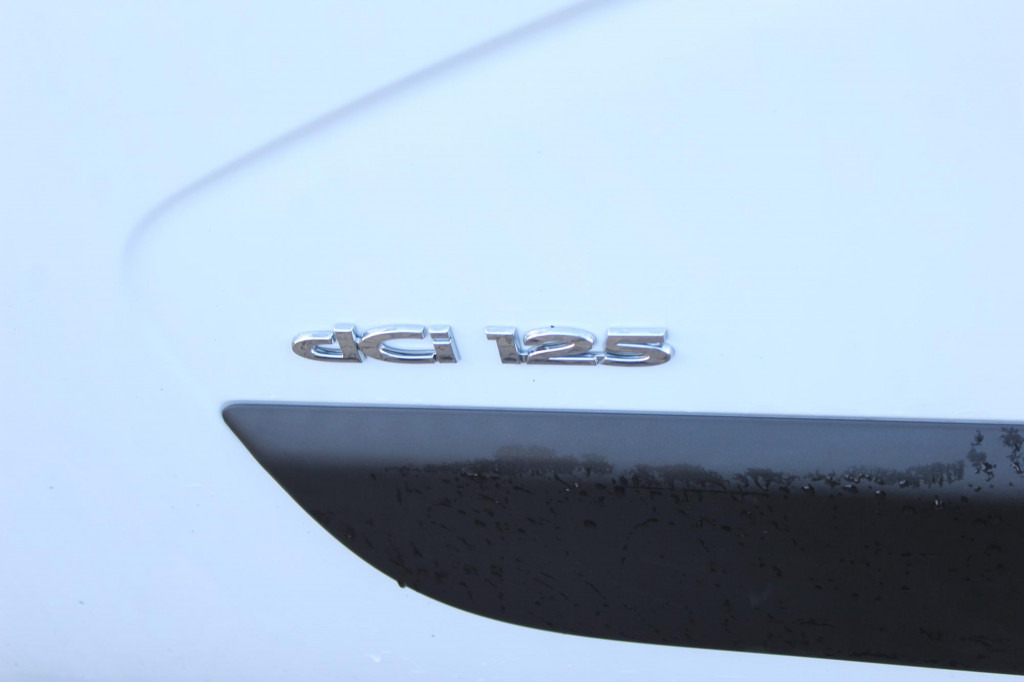 Renault Master Comilev 100TF1 10m Klima nur 167h HU-UVV - Camion avec nacelle: photos 5 Renault Master Comilev 100TF1 10m Klima nur 167h HU-UVV - Camion avec nacelle: photos 5