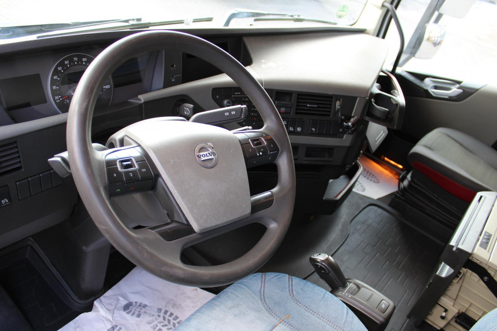 Volvo FH 500 E6 Globe I-Shift I-Park Cool Kühlbox - Tracteur routier: photos 4 Volvo FH 500 E6 Globe I-Shift I-Park Cool Kühlbox - Tracteur routier: photos 4