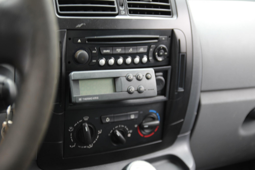 Véhicule utilitaire Fiat Scudo Thermo King V-500Max Tiefkühl Strom FRCX: photos 6