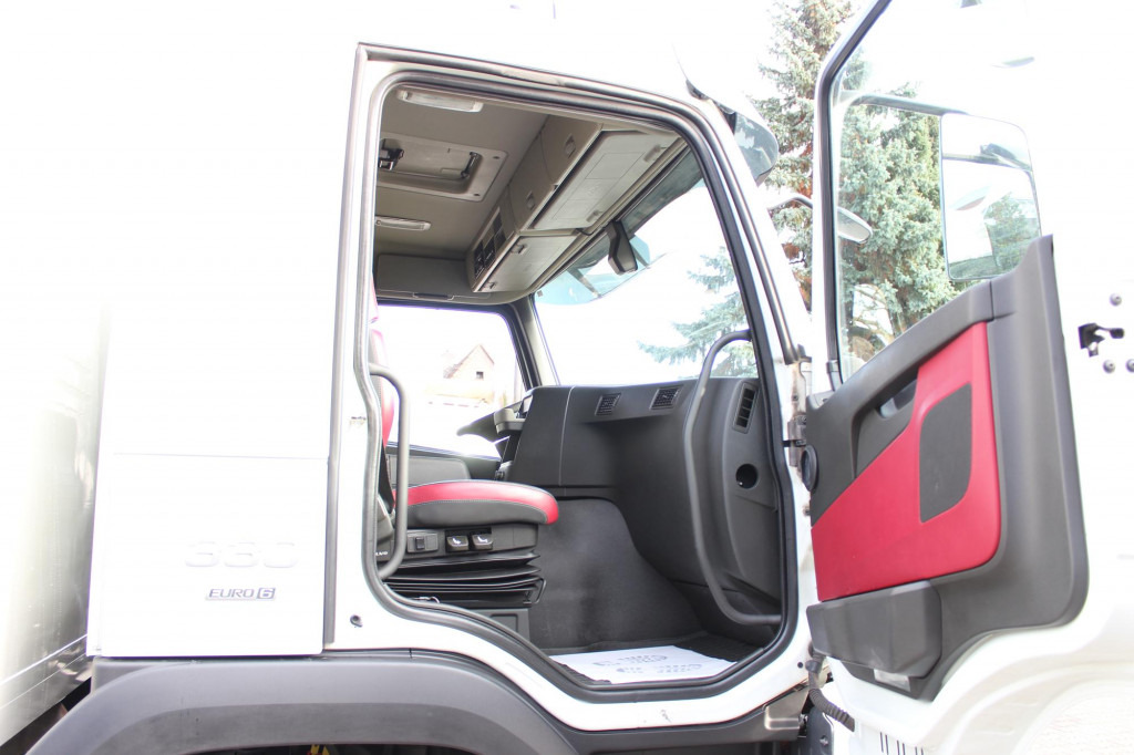 Camion fourgon Volvo FM 330 E6 Koffer 7,8m Klima LBW Liftachse: photos 7 Camion fourgon Volvo FM 330 E6 Koffer 7,8m Klima LBW Liftachse: photos 7