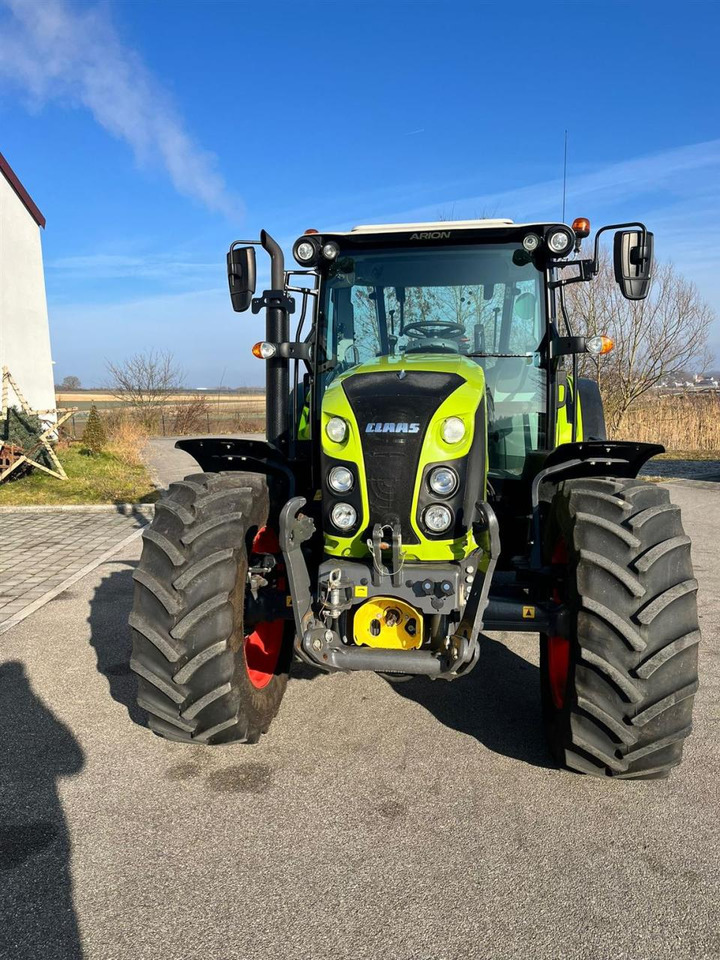 CLAAS Arion 420 Cis, Frontzapfwelle und Frontkraftheber - Tracteur agricole: photos 3 CLAAS Arion 420 Cis, Frontzapfwelle und Frontkraftheber - Tracteur agricole: photos 3