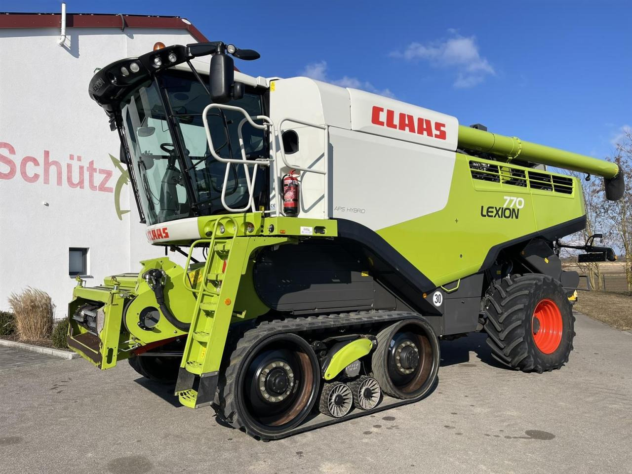 CLAAS Lexion 770TT Modell C76, CEMOS AUTOMATIC, V1230 - Moissonneuse-batteuse: photos 1 CLAAS Lexion 770TT Modell C76, CEMOS AUTOMATIC, V1230 - Moissonneuse-batteuse: photos 1