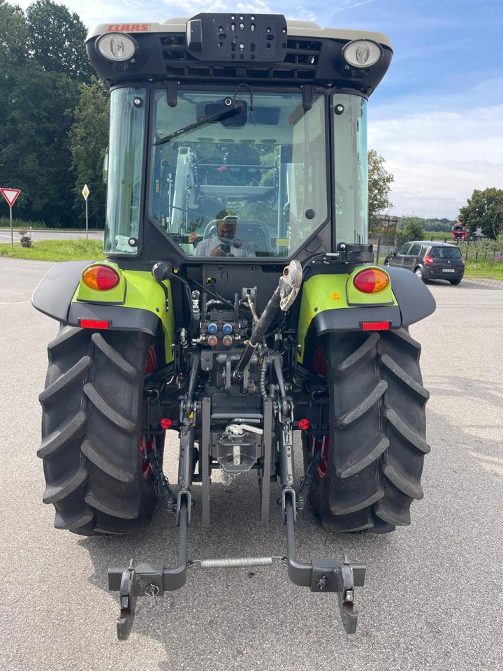 CLAAS Nexos 210, neuwertig, mit Frontlader und Frontzapfwelle, 236 Betriebsstunden - Tracteur agricole: photos 4 CLAAS Nexos 210, neuwertig, mit Frontlader und Frontzapfwelle, 236 Betriebsstunden - Tracteur agricole: photos 4