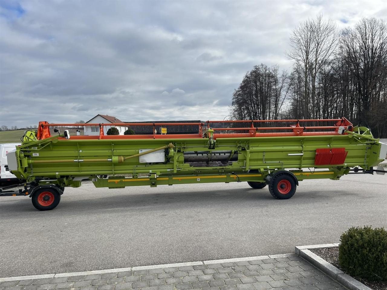 CLAAS Schneidwerk Claas Vario V1050, 1600ha, LED Laser, Baujahr 2016 - Moissoneuse: photos 5 CLAAS Schneidwerk Claas Vario V1050, 1600ha, LED Laser, Baujahr 2016 - Moissoneuse: photos 5