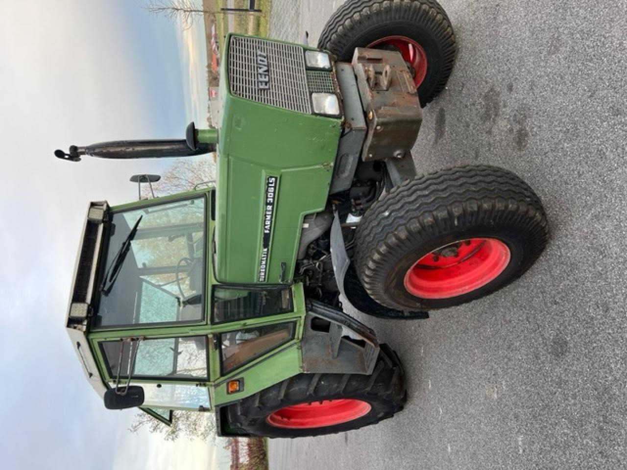 Fendt Farmer 306 LS - Tracteur agricole: photos 3 Fendt Farmer 306 LS - Tracteur agricole: photos 3