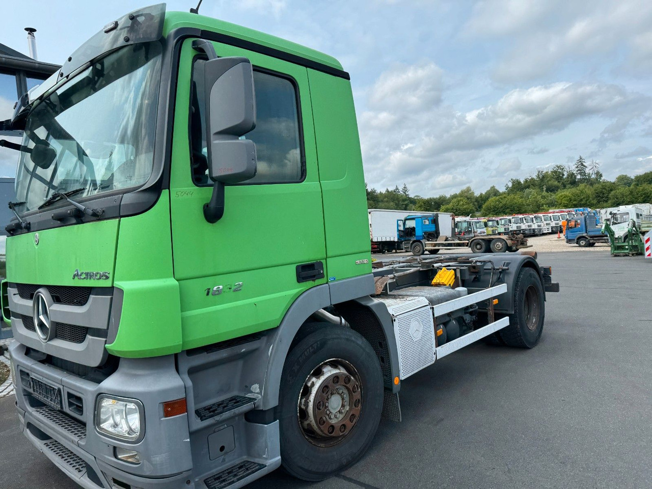 Mercedes-Benz Actros 1832 MP 3 Kipperfahrgestell + Klima - Châssis cabine: photos 1 Mercedes-Benz Actros 1832 MP 3 Kipperfahrgestell + Klima - Châssis cabine: photos 1