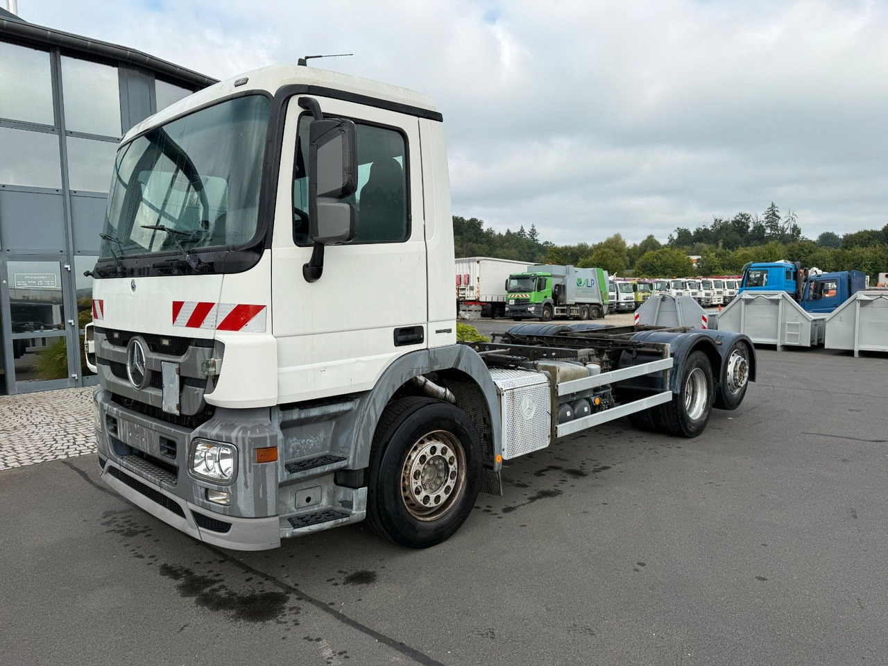 Mercedes-Benz Actros 2532 MP 3 Fahrgestell - Châssis cabine: photos 1 Mercedes-Benz Actros 2532 MP 3 Fahrgestell - Châssis cabine: photos 1