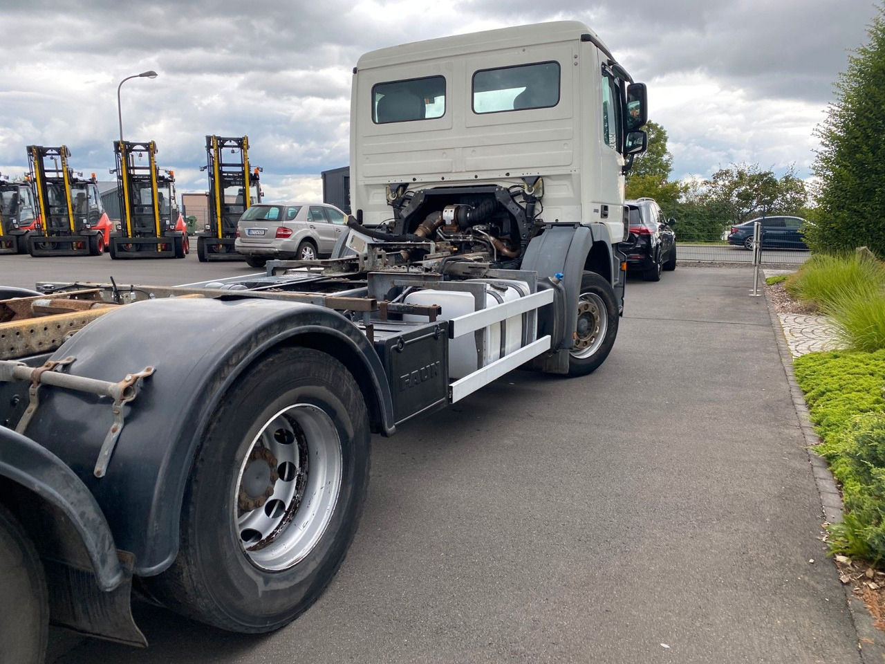 Mercedes-Benz Actros 2532 MP3 6x2 Hydraulik, 10 x am Lager Mercedes-Benz Actros 2532 MP3 6x2 Hydraulik, 10 x am Lager - Châssis cabine: photos 5 Mercedes-Benz Actros 2532 MP3 6x2 Hydraulik, 10 x am Lager Mercedes-Benz Actros 2532 MP3 6x2 Hydraulik, 10 x am Lager - Châssis cabine: photos 5