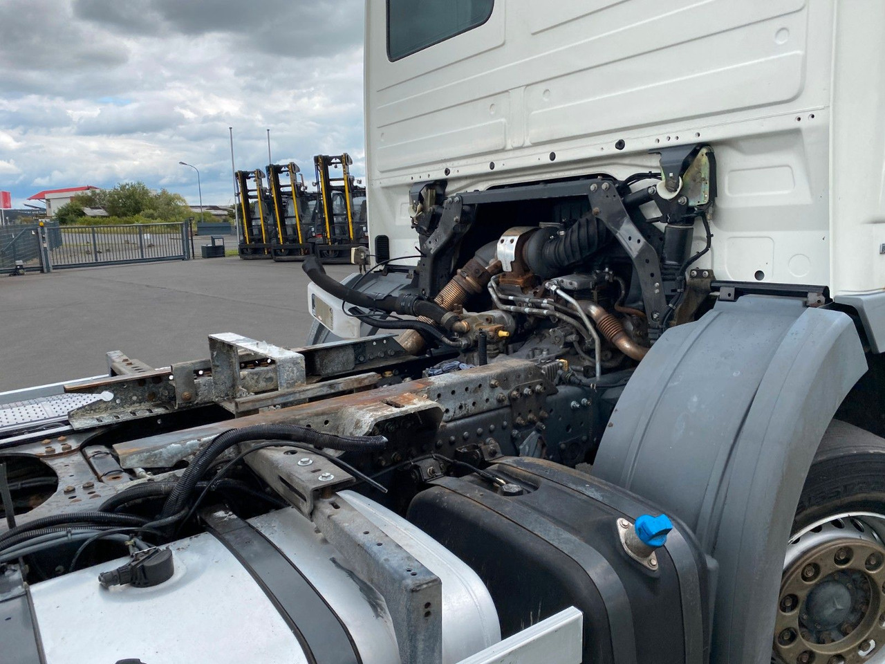 Mercedes-Benz Actros 2532 MP3 6x2 Hydraulik, 10 x am Lager Mercedes-Benz Actros 2532 MP3 6x2 Hydraulik, 10 x am Lager - Châssis cabine: photos 3 Mercedes-Benz Actros 2532 MP3 6x2 Hydraulik, 10 x am Lager Mercedes-Benz Actros 2532 MP3 6x2 Hydraulik, 10 x am Lager - Châssis cabine: photos 3