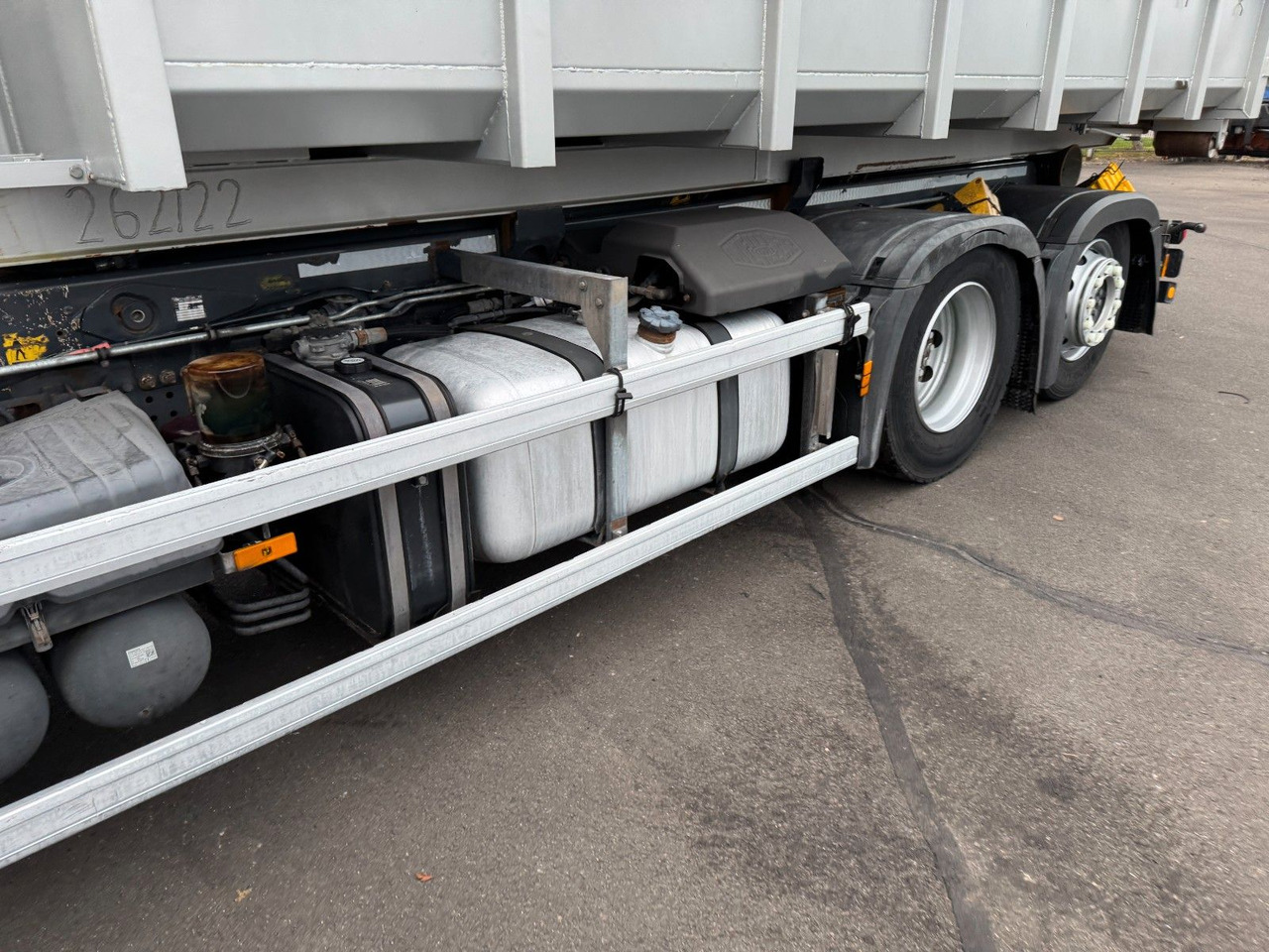 Mercedes-Benz Actros 2543 6x2 Meiler RK 20.65 Kranhydraulik Mercedes-Benz Actros 2543 6x2 Meiller RK 20.65 Kranhydraulik - Camion ampliroll: photos 2 Mercedes-Benz Actros 2543 6x2 Meiler RK 20.65 Kranhydraulik Mercedes-Benz Actros 2543 6x2 Meiller RK 20.65 Kranhydraulik - Camion ampliroll: photos 2