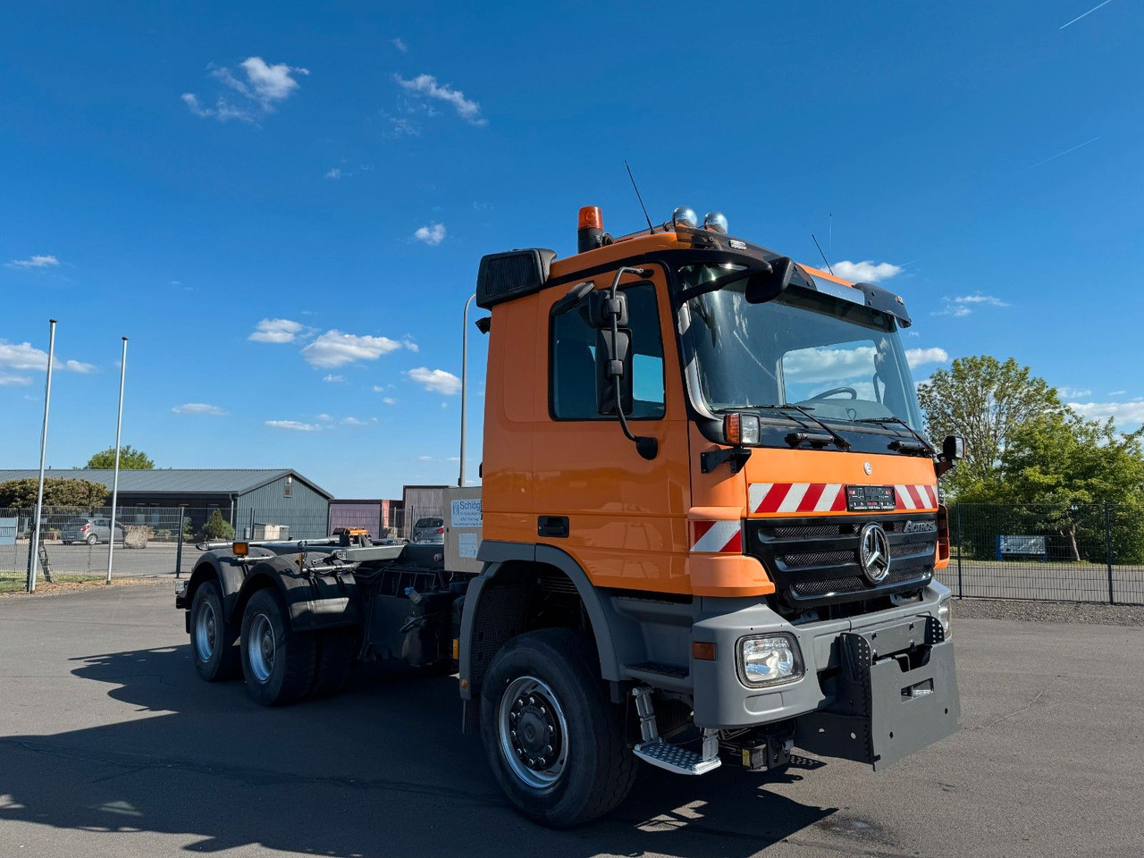 Mercedes-Benz Actros 3341 6x6 Kipperfahrgestell mit Zylinder - Châssis cabine: photos 3 Mercedes-Benz Actros 3341 6x6 Kipperfahrgestell mit Zylinder - Châssis cabine: photos 3