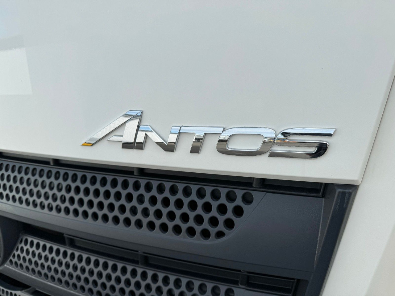 Mercedes-Benz Antos 2533 6x2 Mercedes-Benz Antos 2533 6x2 - 3 x am Lager - - Châssis cabine: photos 3 Mercedes-Benz Antos 2533 6x2 Mercedes-Benz Antos 2533 6x2 - 3 x am Lager - - Châssis cabine: photos 3