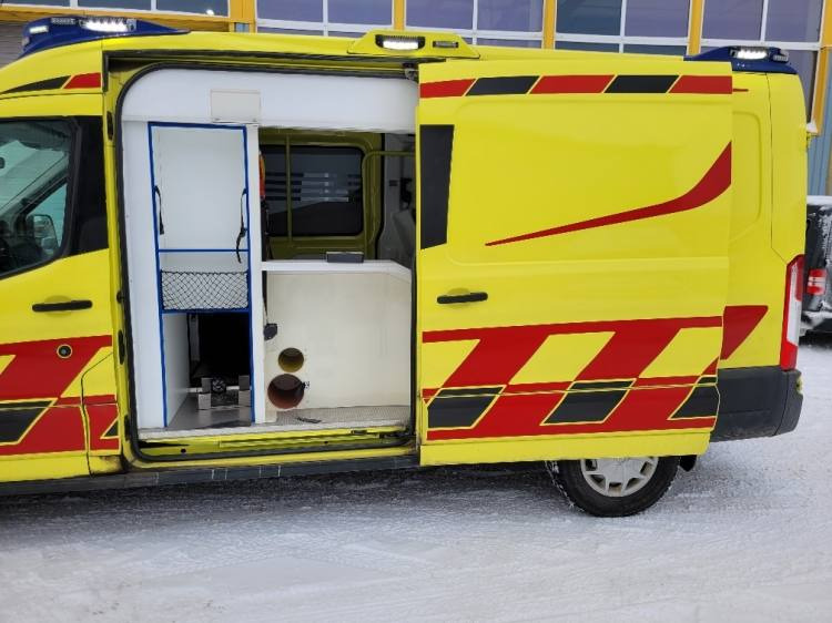 FORD TRANSIT 2,0TDI AMBULANCE KLIMA 4.2018 EURO 6, 3 UNITS  - Ambulance: photos 4 FORD TRANSIT 2,0TDI AMBULANCE KLIMA 4.2018 EURO 6, 3 UNITS  - Ambulance: photos 4
