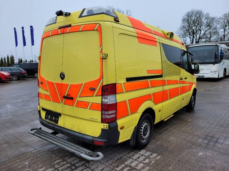 MERCEDES – BENZ SPRINTER 2.2D AMBULANCE (PROFILE) KLIMA 11.2014 EURO 5 - Ambulance: photos 4 MERCEDES – BENZ SPRINTER 2.2D AMBULANCE (PROFILE) KLIMA 11.2014 EURO 5 - Ambulance: photos 4