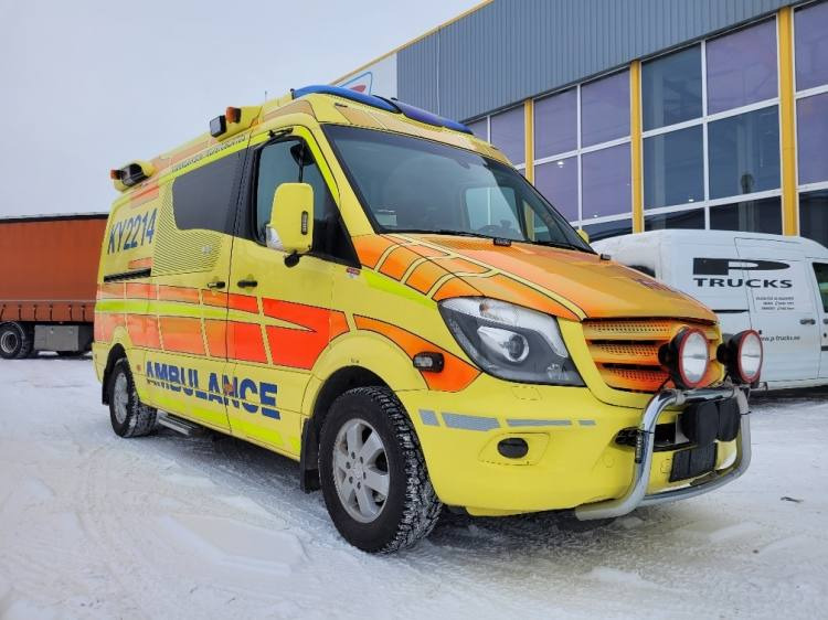 MERCEDES – BENZ SPRINTER 3.0D AMBULANCE (TAMLANS) KLIMA, 11.2016, EURO 6 - Ambulance: photos 1 MERCEDES – BENZ SPRINTER 3.0D AMBULANCE (TAMLANS) KLIMA, 11.2016, EURO 6 - Ambulance: photos 1
